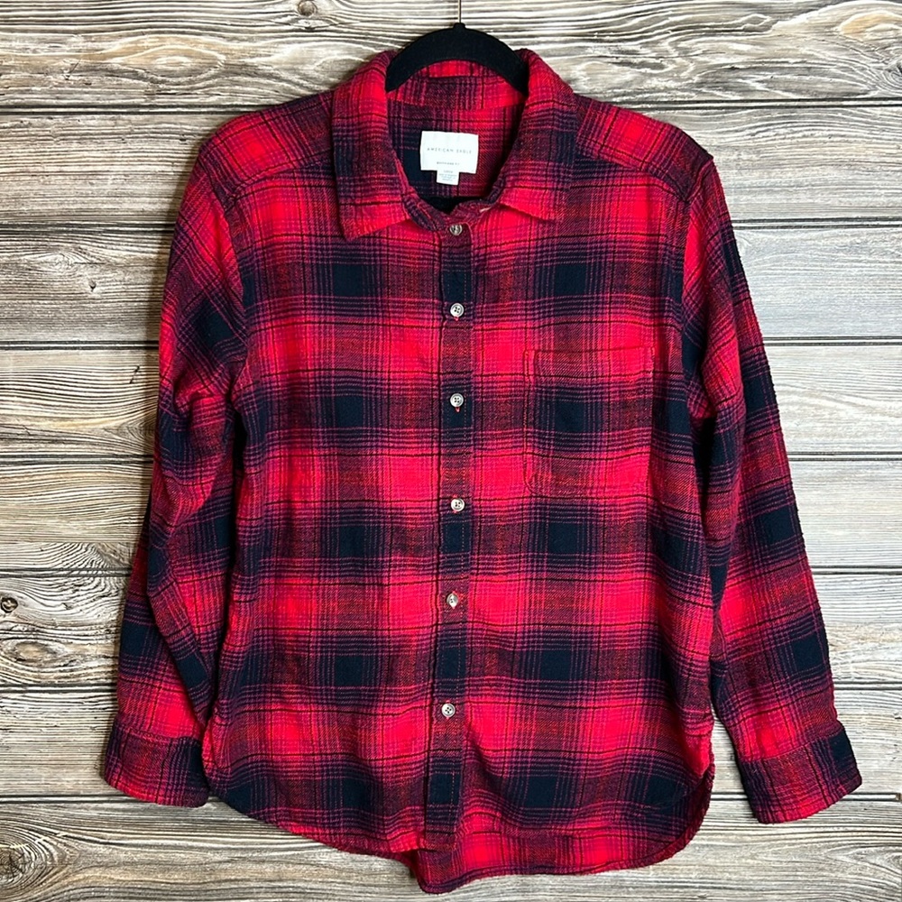 American Eagle Women’s Boyfriend‎ Fit Flannel Shirt